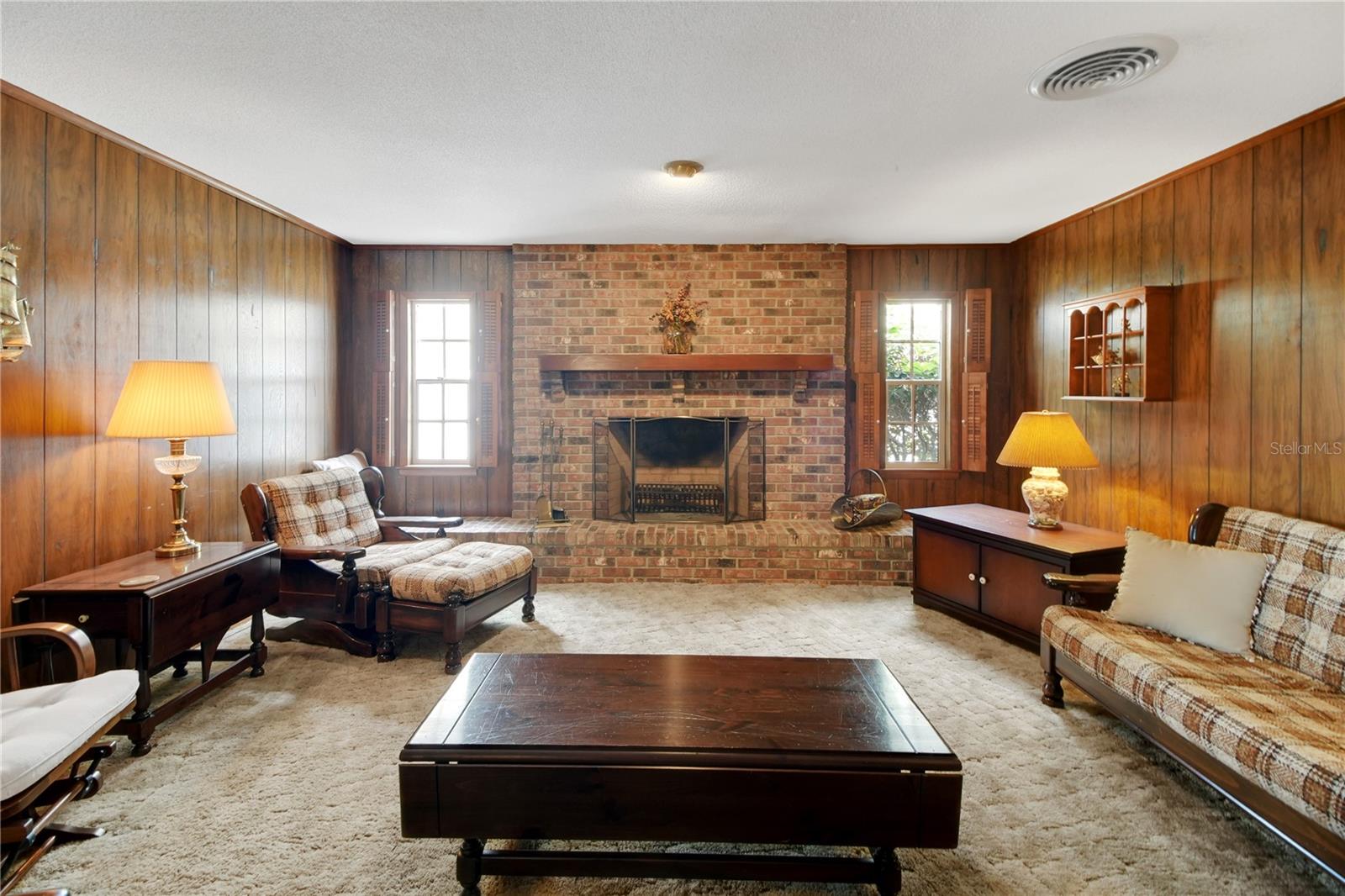 Image 17 of 57 For 2214 Topping Place