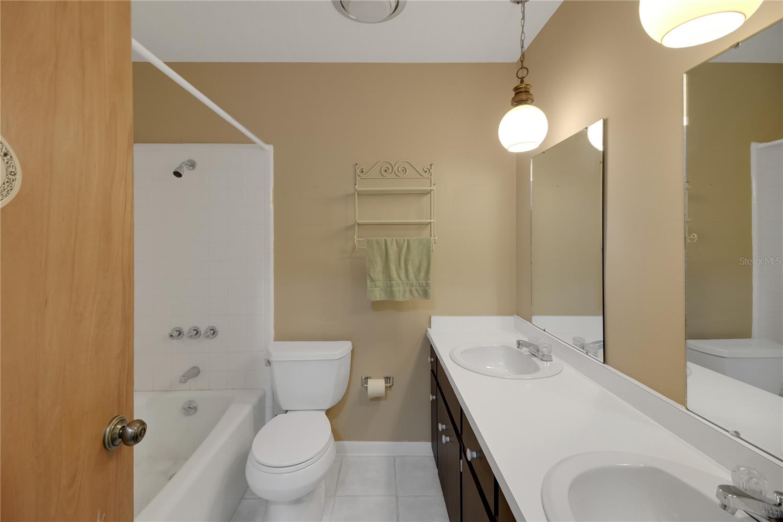 Image 35 of 57 For 2214 Topping Place