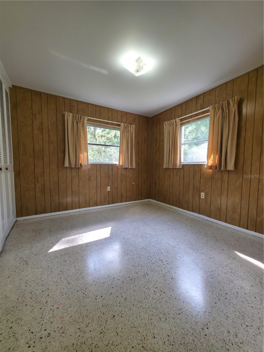 Image 15 of 21 For 1407 25th Place