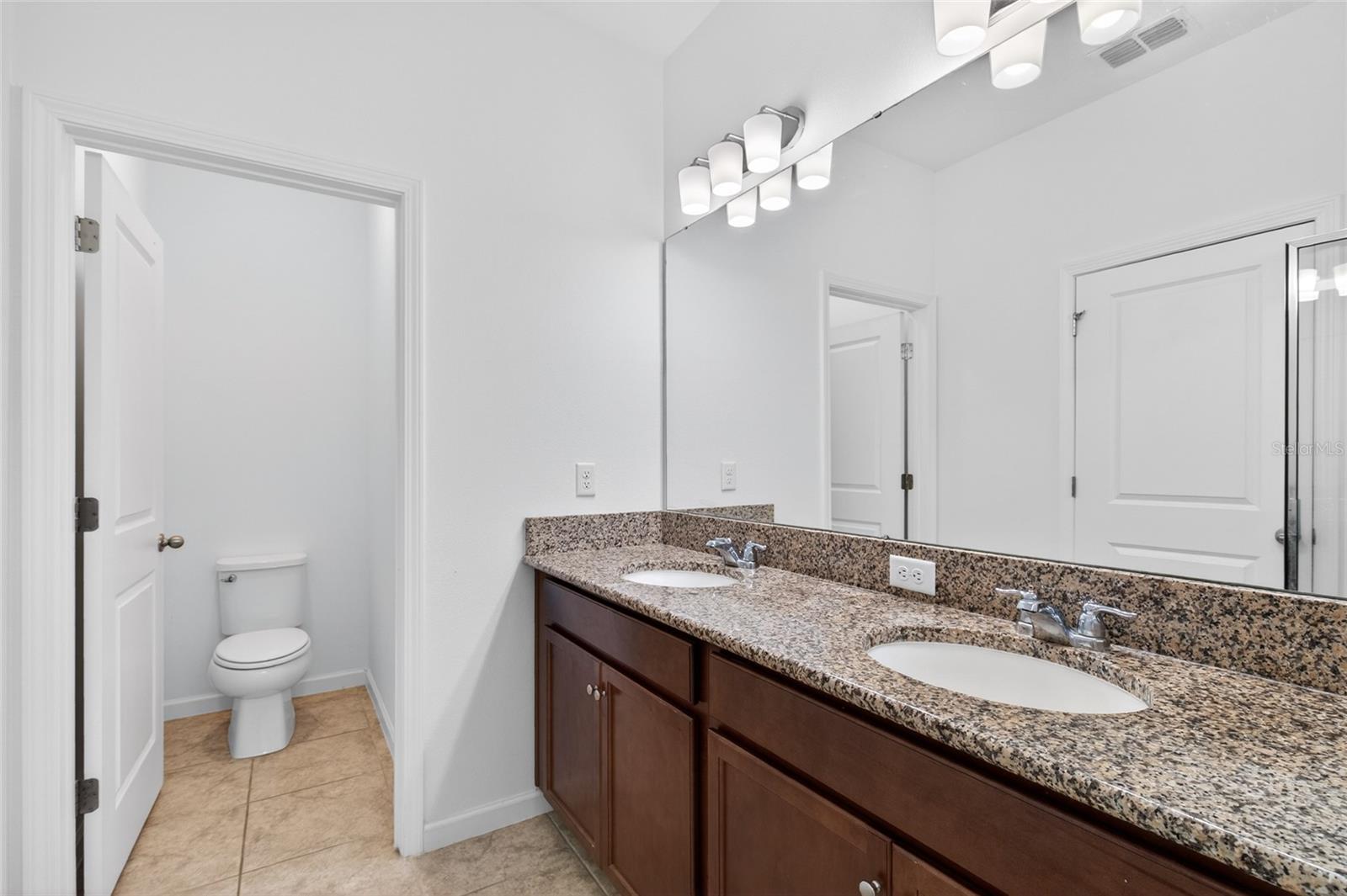 Image 18 of 39 For 4406 Davos Drive