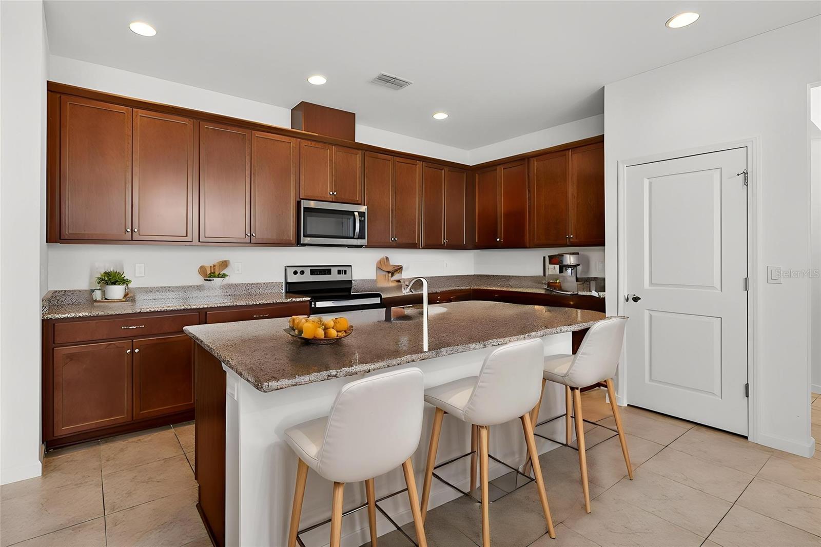 Image 9 of 39 For 4406 Davos Drive