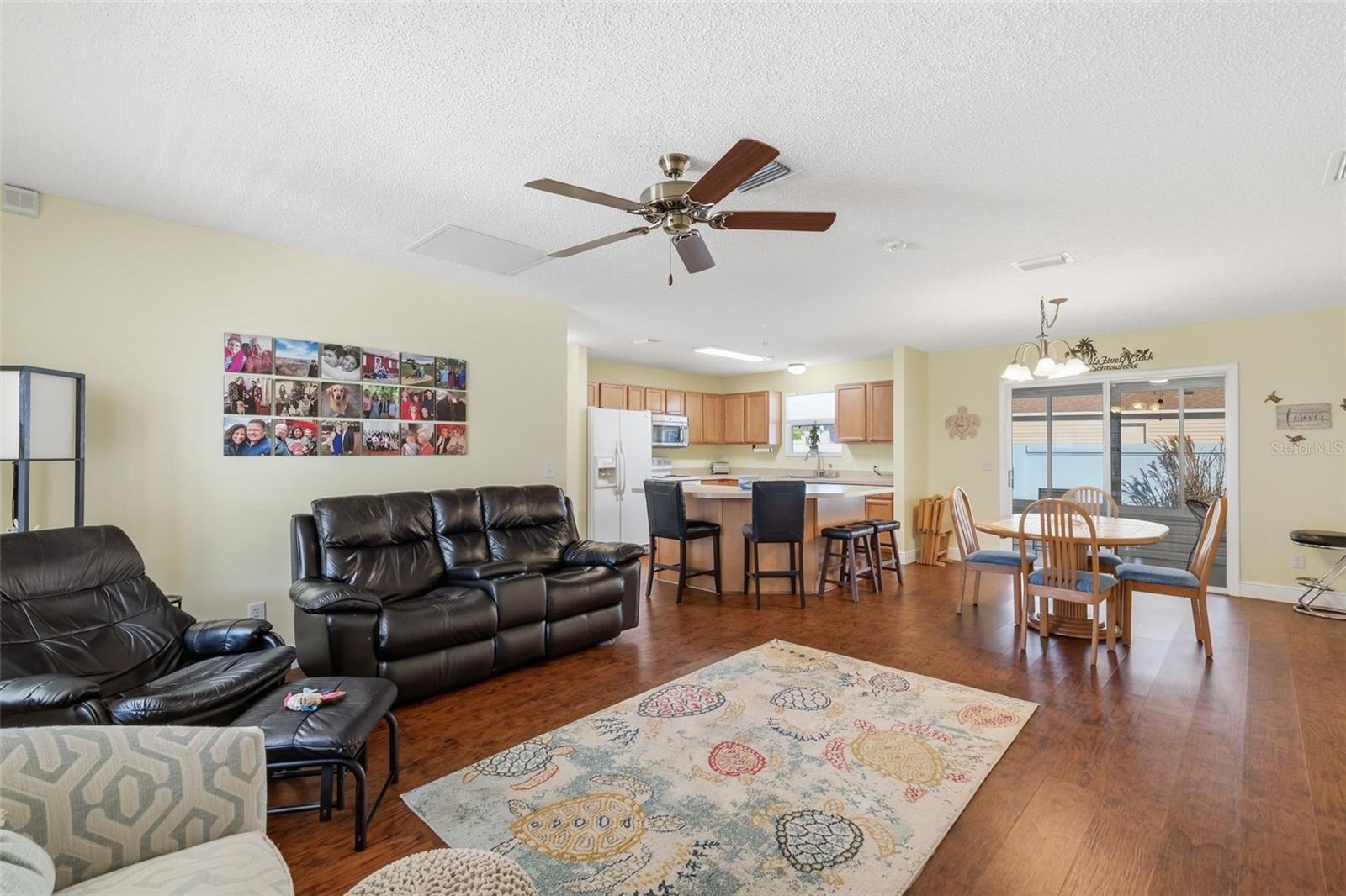 Image 3 of 26 For 1609 Blossom Terrace