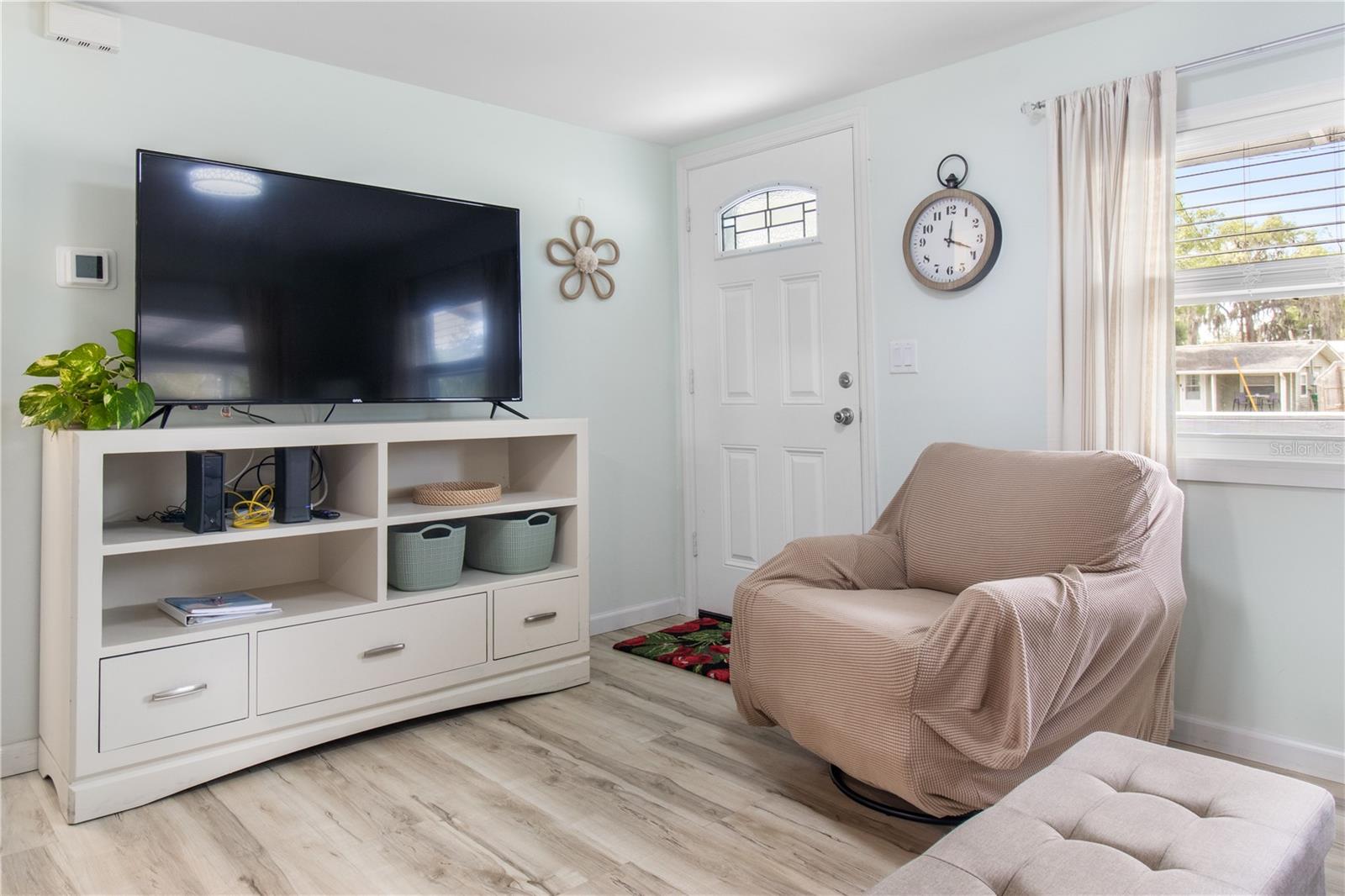 Image 11 of 28 For 741 Kauri Way