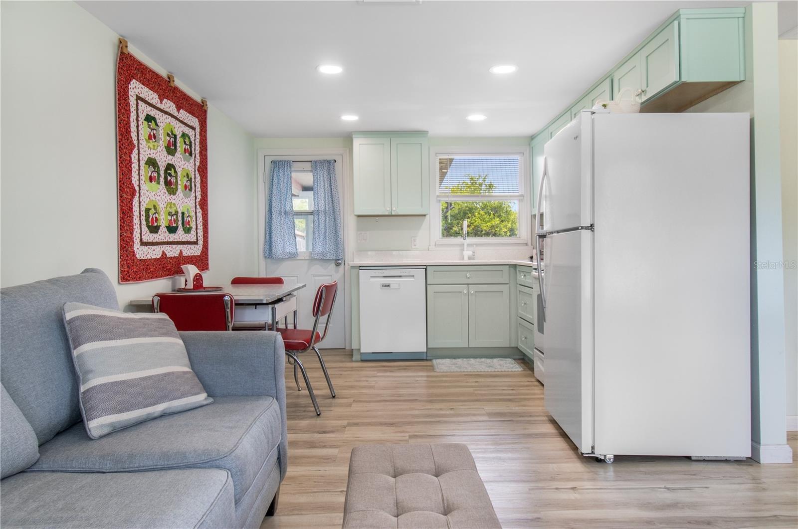 Image 14 of 28 For 741 Kauri Way