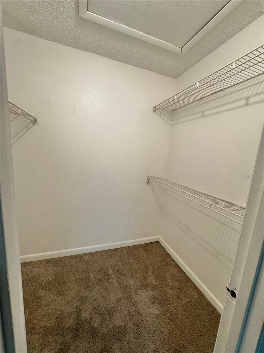 Image 15 of 21 For 171 Sunnyside Drive