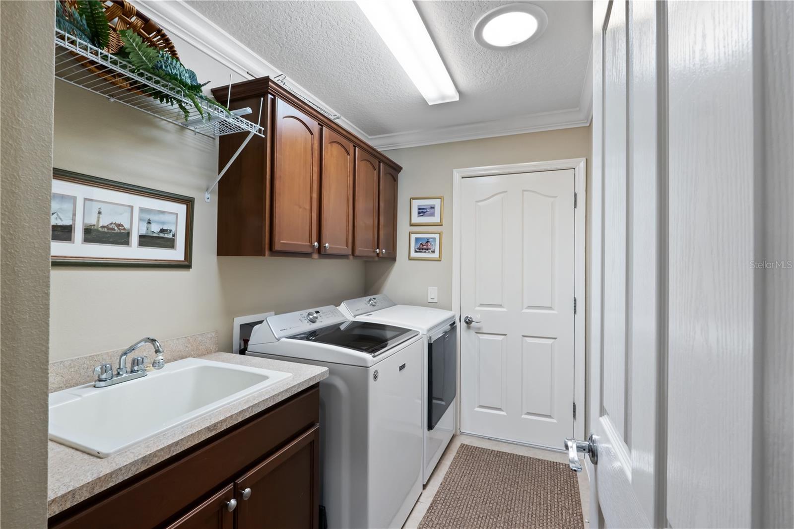 Image 35 of 39 For 1776 Ashwood Run