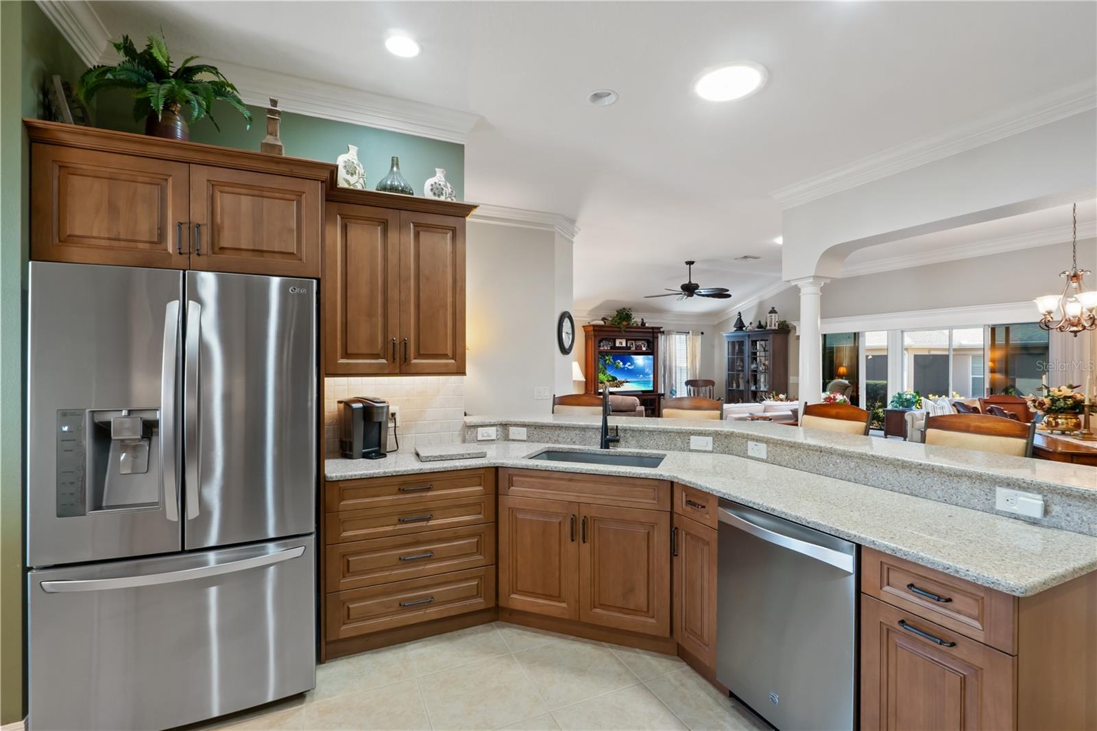 Image 5 of 39 For 1776 Ashwood Run