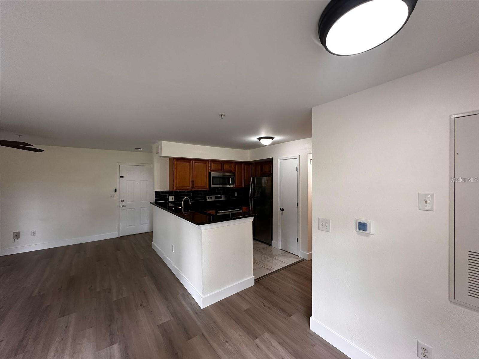 Image 8 of 45 For 7220 Westpointe Boulevard 1414