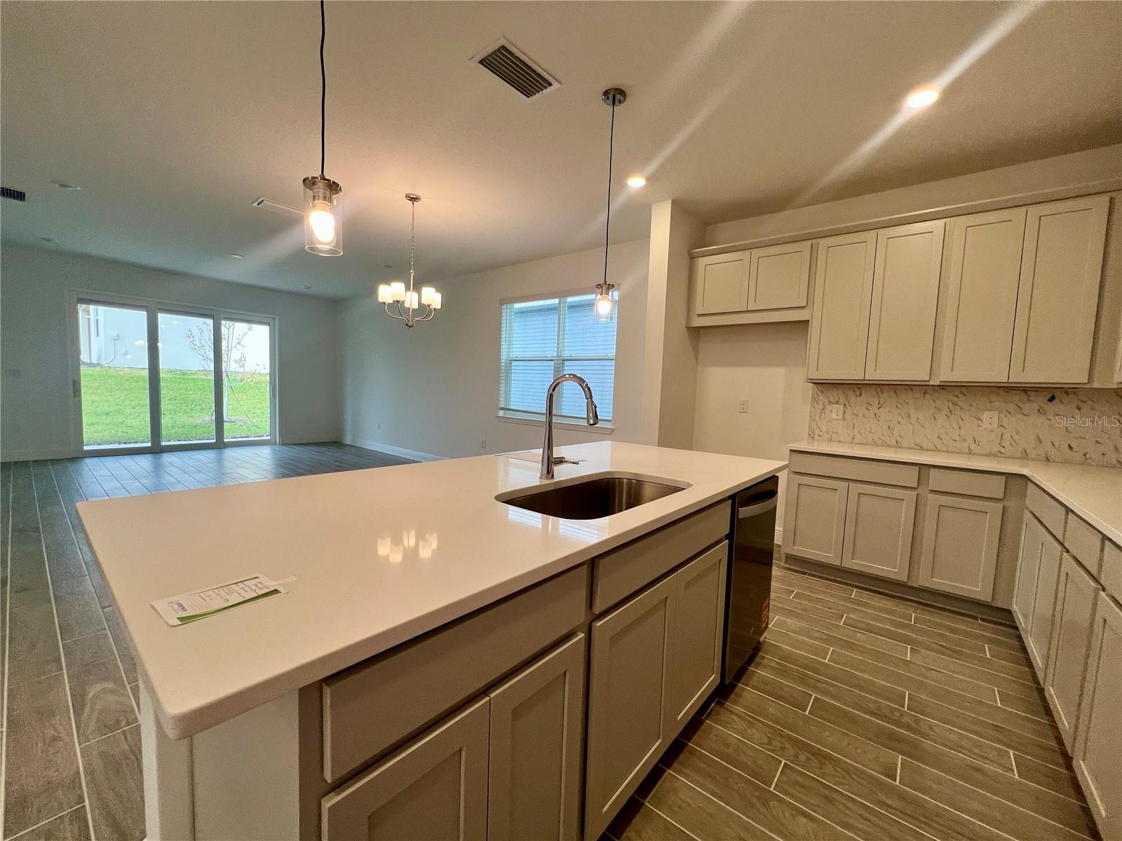 Image 5 of 18 For 2241 Juniper Berry Drive