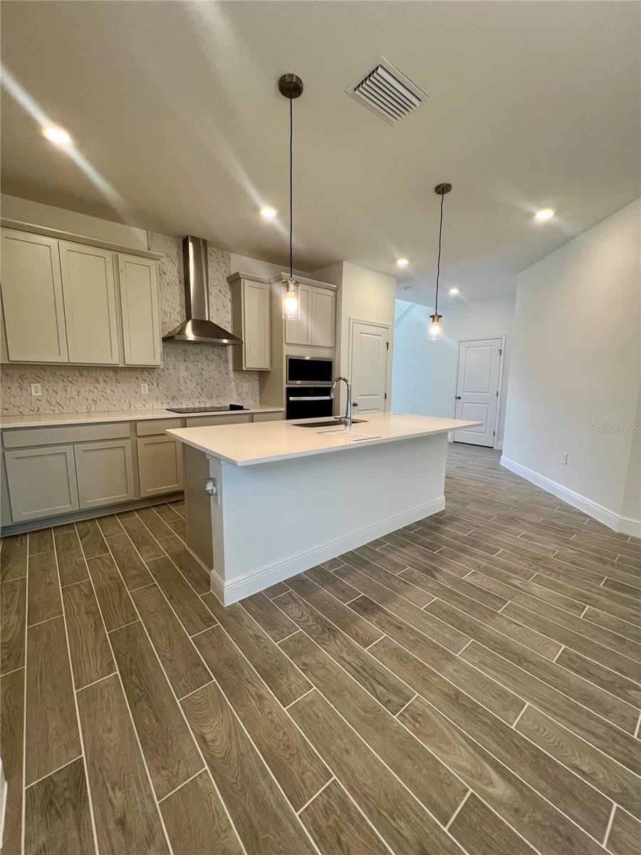 Image 9 of 18 For 2241 Juniper Berry Drive