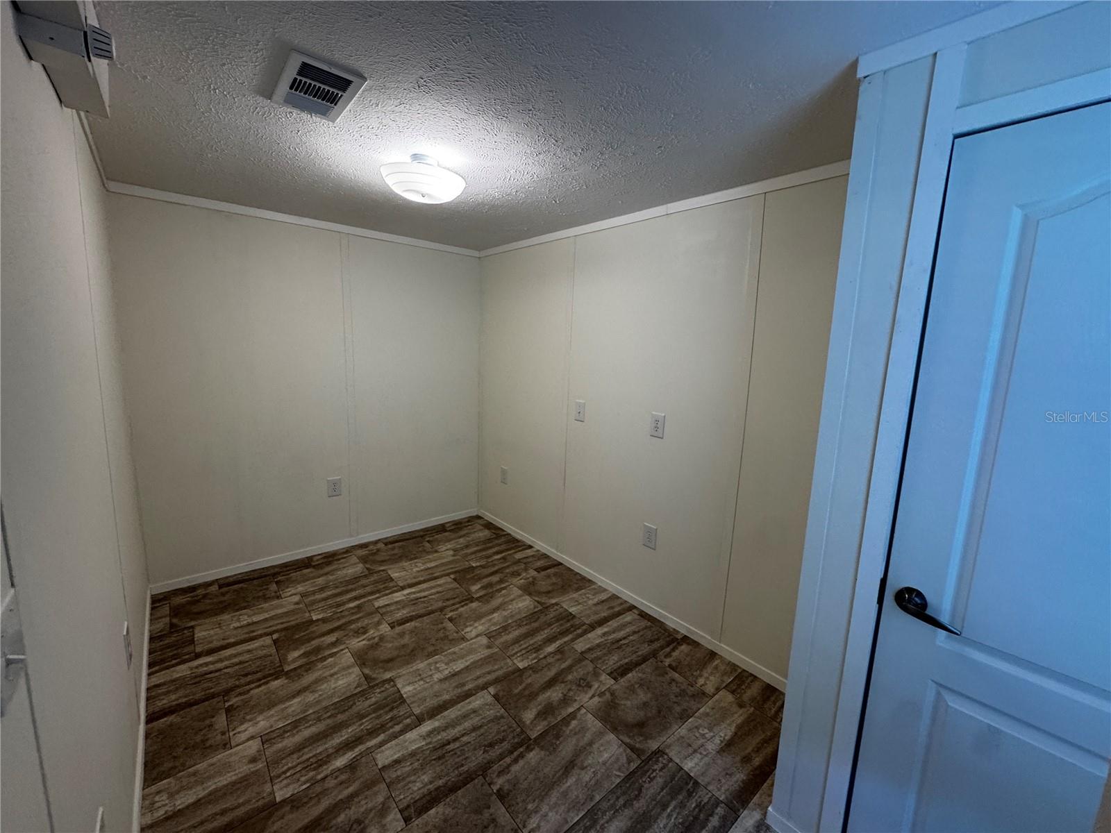 Image 11 of 13 For 9990 166th Street