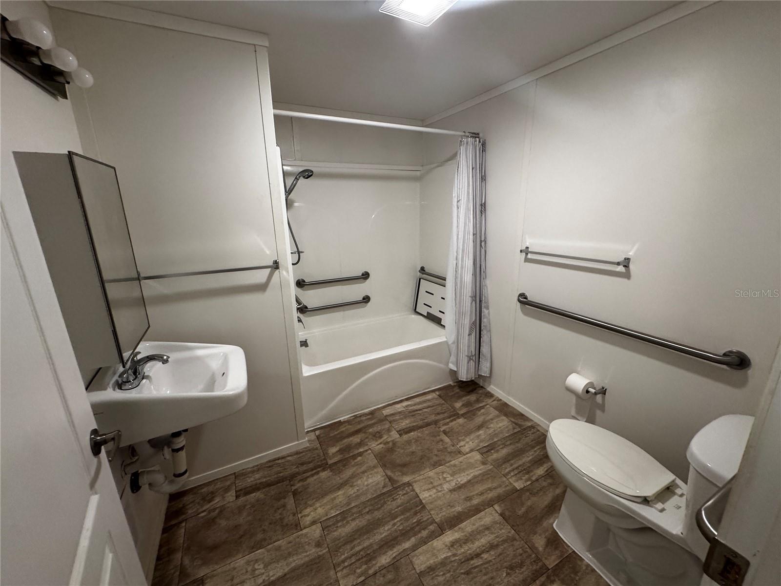 Image 7 of 13 For 9990 166th Street