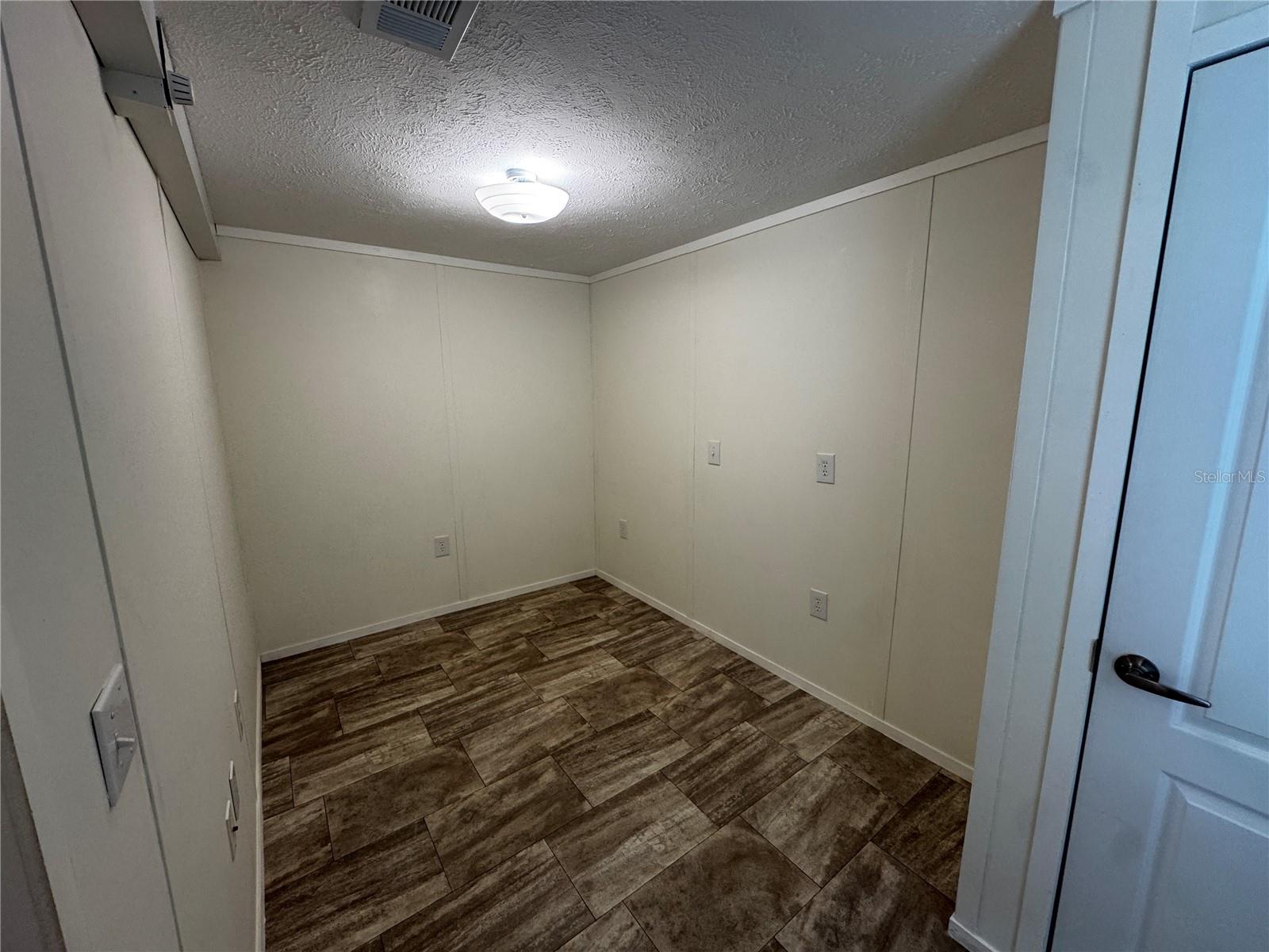 Image 9 of 13 For 9990 166th Street