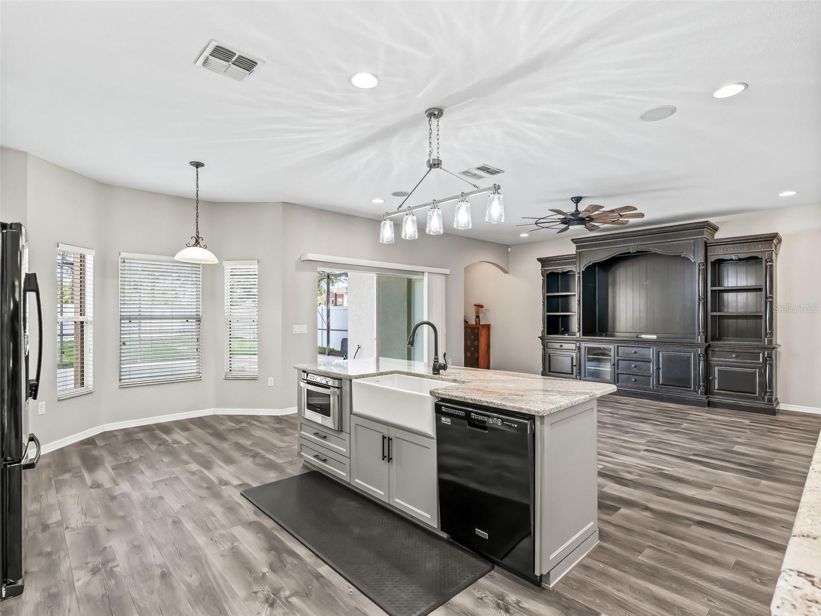 Image 19 of 72 For 4942 123rd Lane