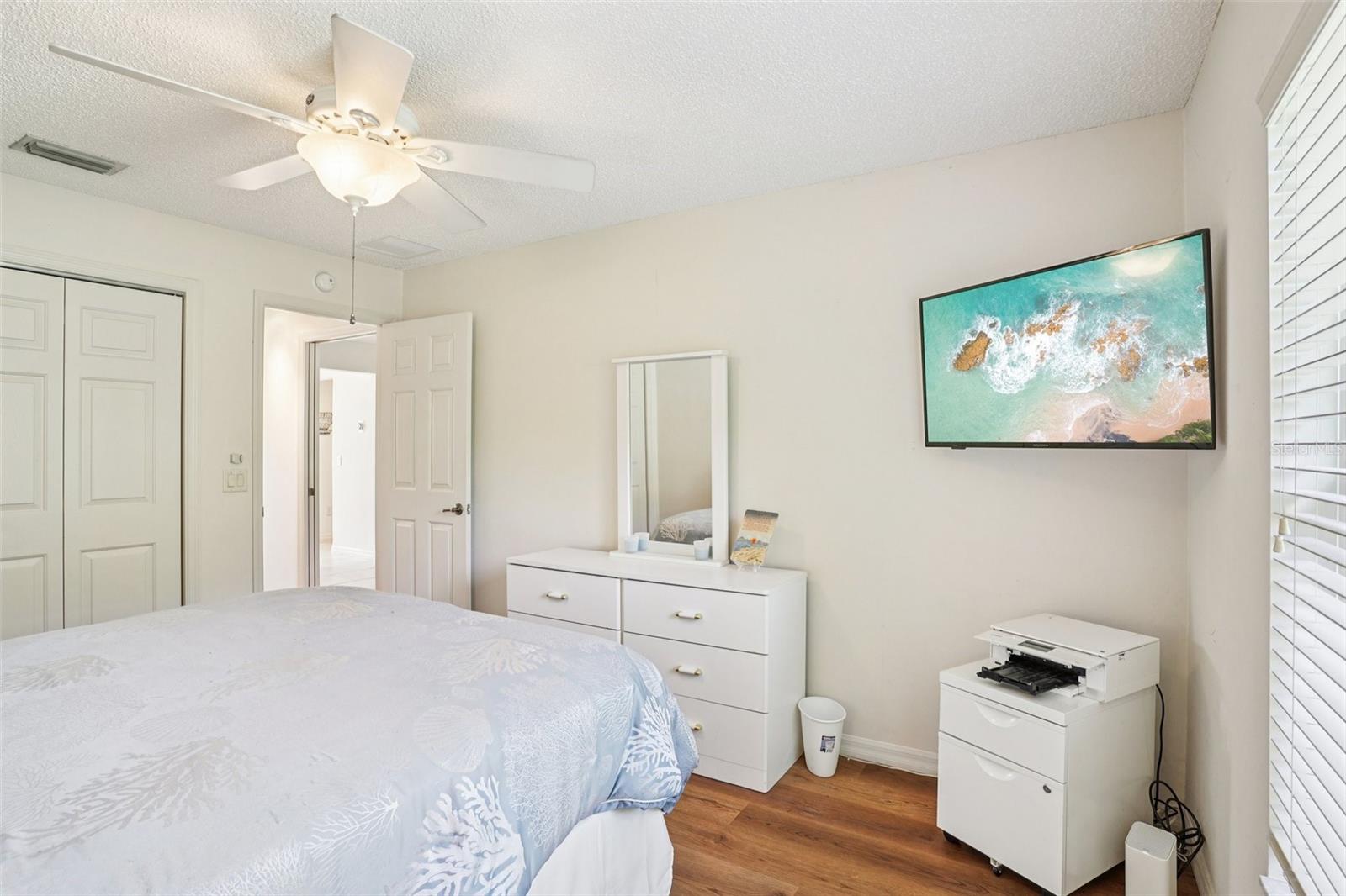 Listing photo id 30 for 16596 77th Northridge Court