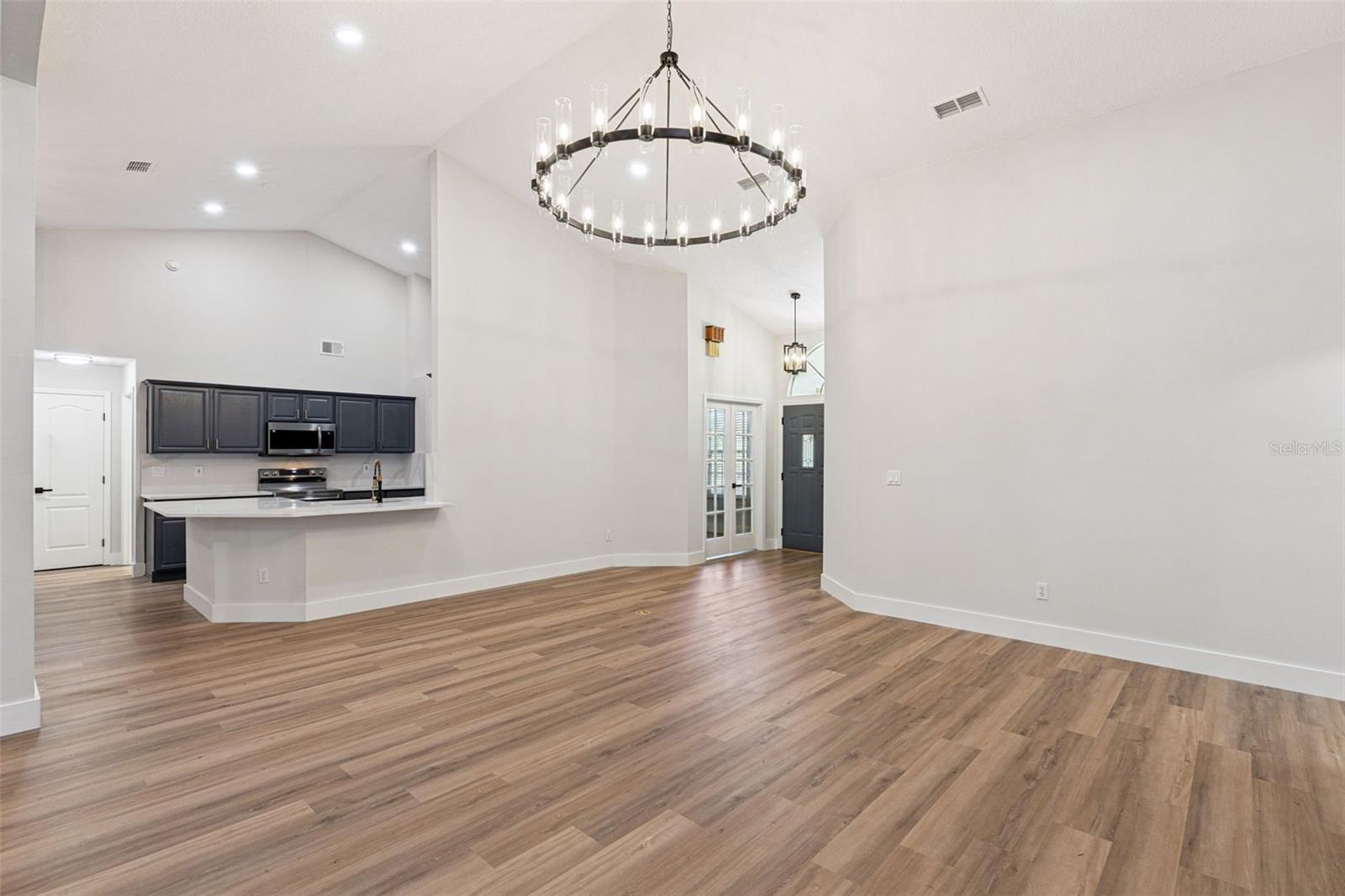 Image 14 of 51 For 14820 County Road 561a