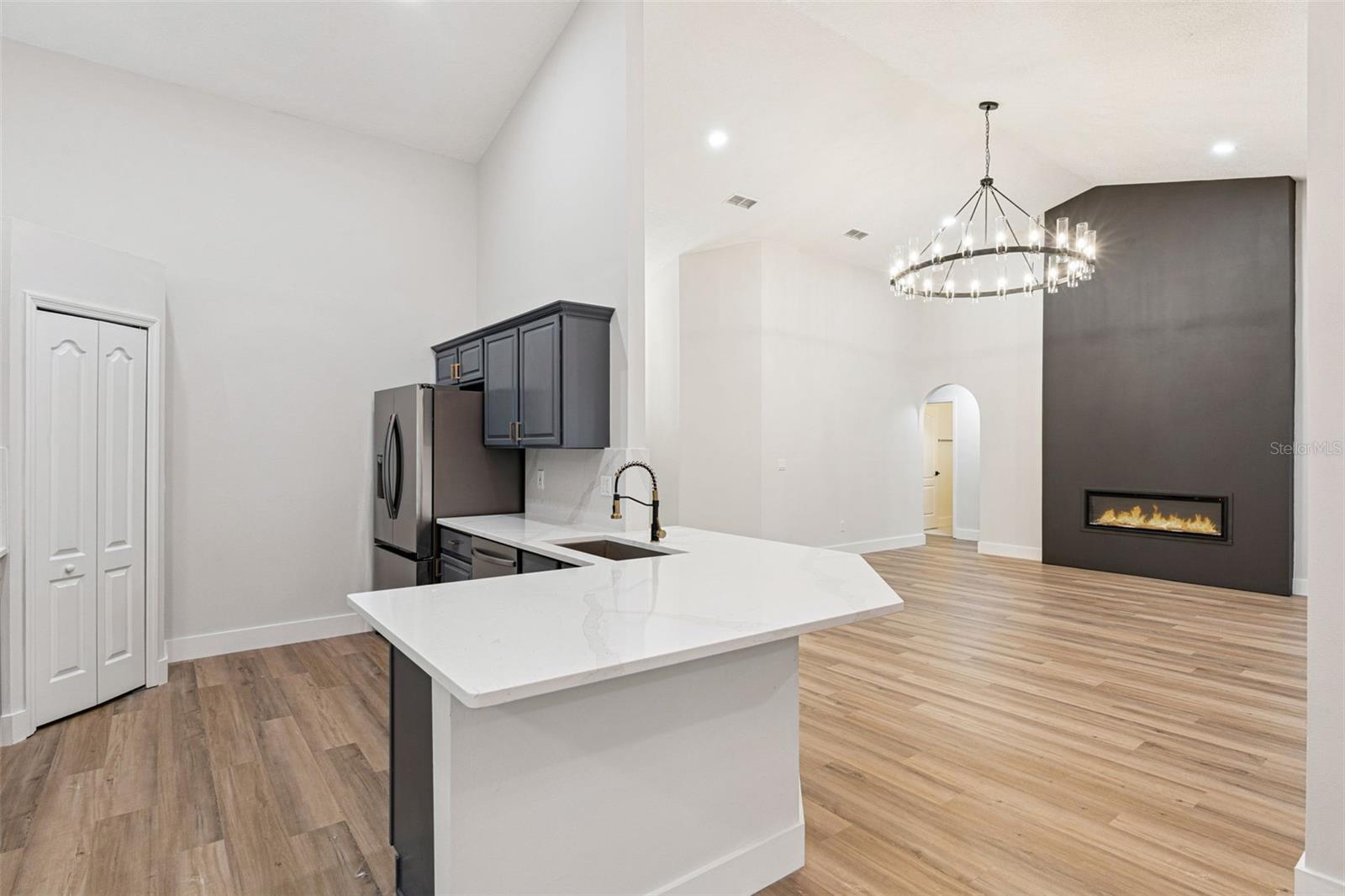 Image 16 of 51 For 14820 County Road 561a