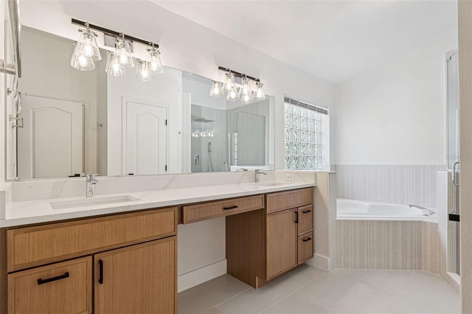 Image 23 of 51 For 14820 County Road 561a