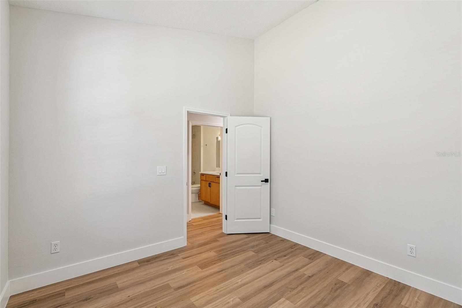 Image 28 of 51 For 14820 County Road 561a