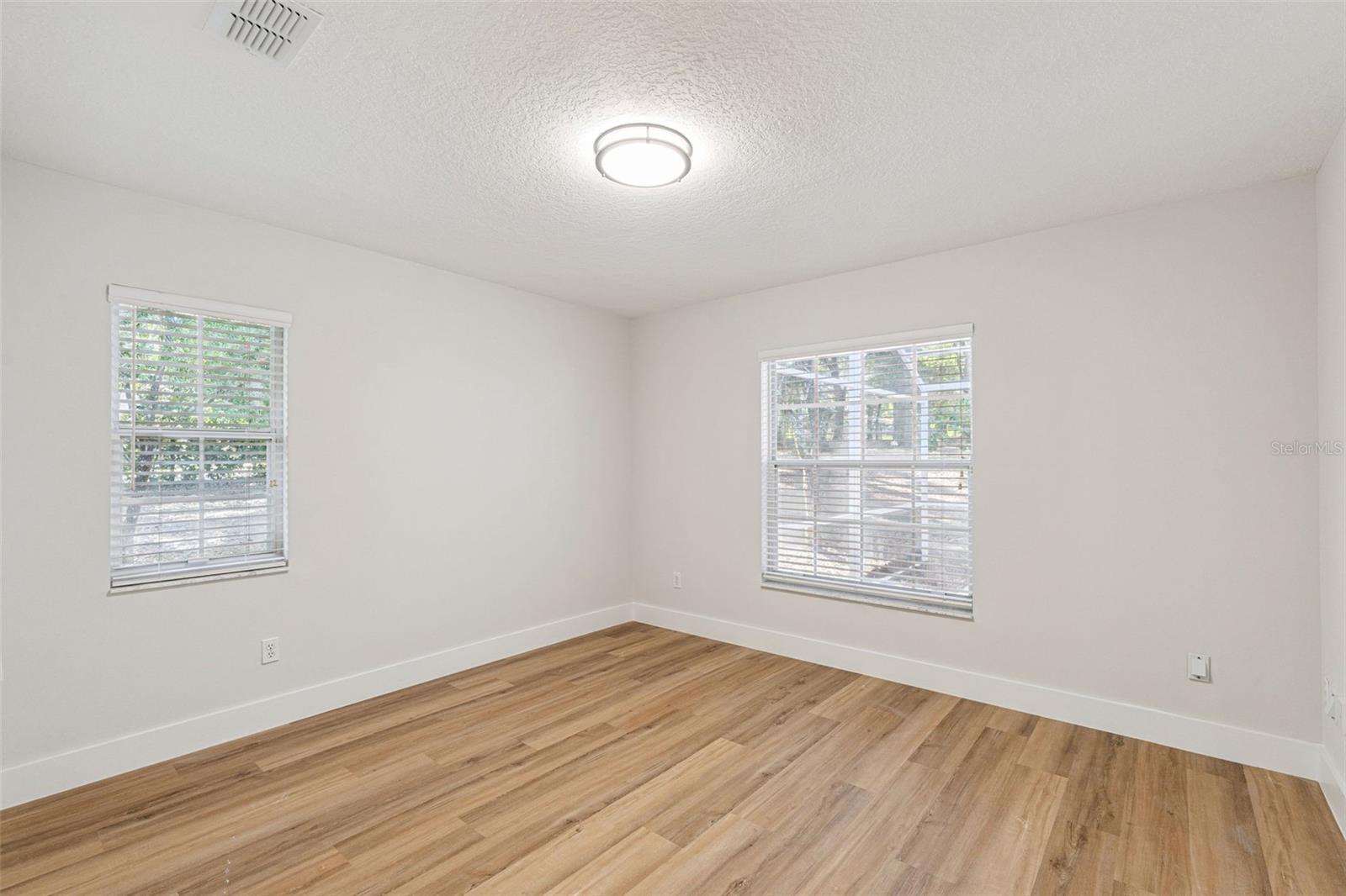 Image 31 of 51 For 14820 County Road 561a