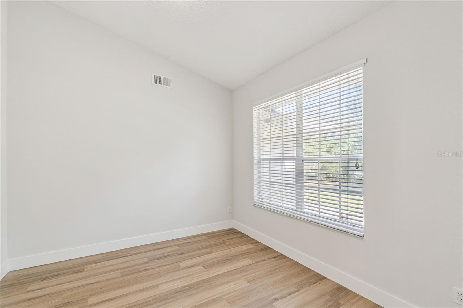 Image 33 of 51 For 14820 County Road 561a