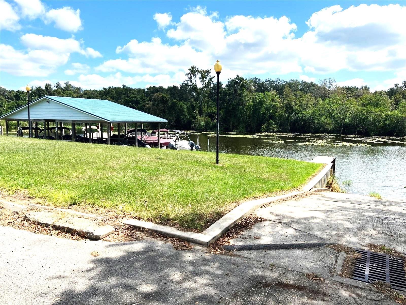 Image 11 of 61 For 39654 Grove Heights