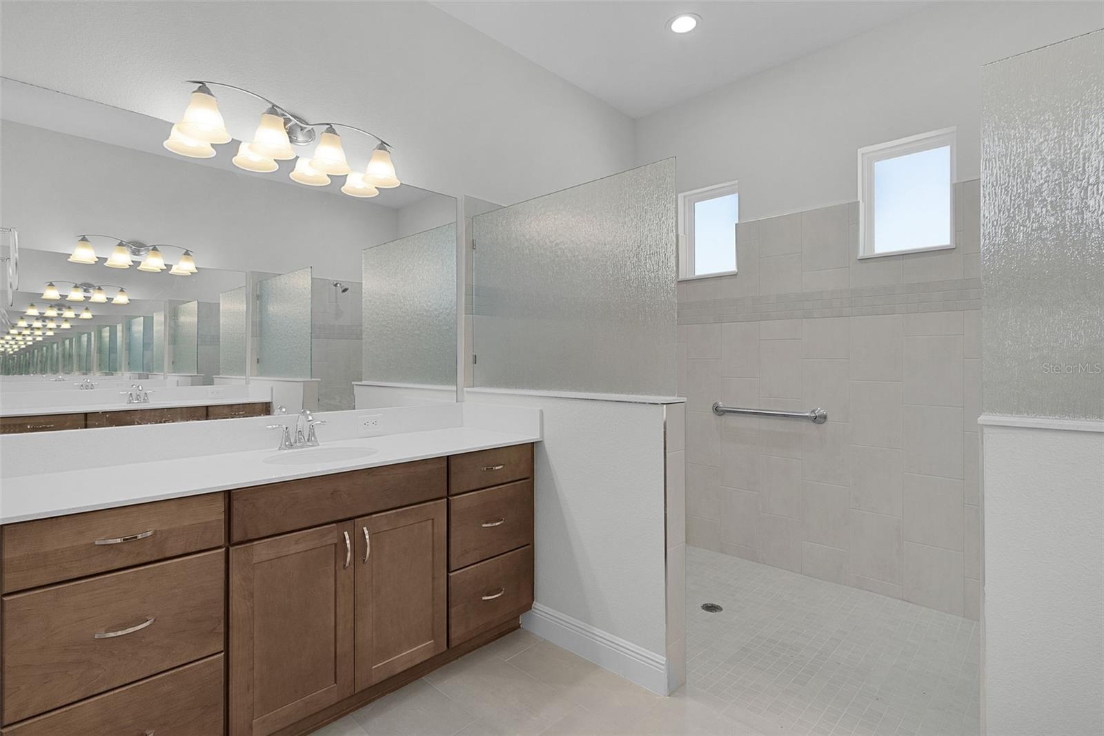 Image 35 of 61 For 39654 Grove Heights