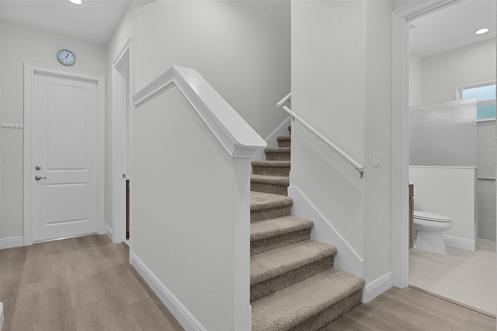 Image 38 of 61 For 39654 Grove Heights