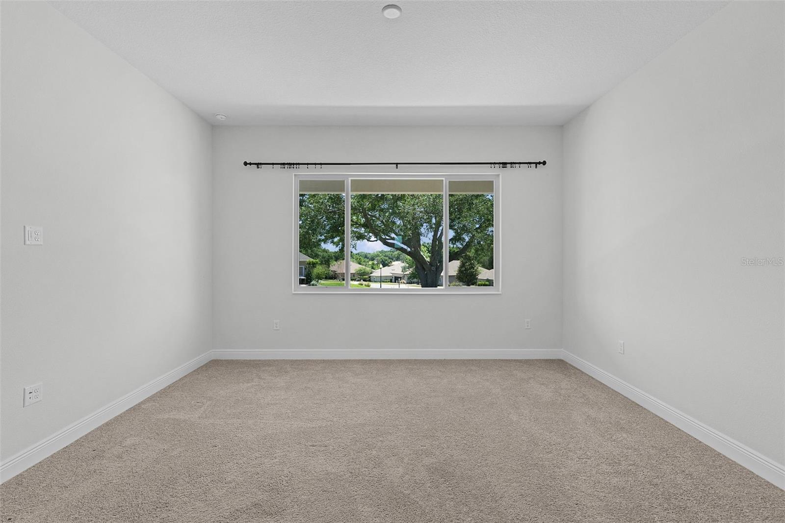 Image 47 of 61 For 39654 Grove Heights