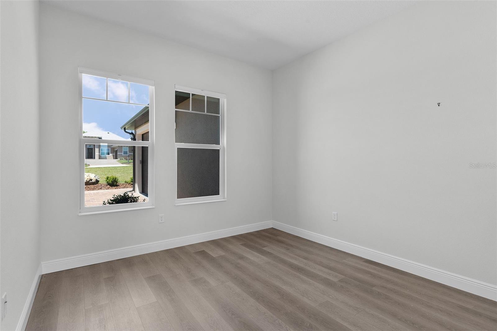 Image 50 of 61 For 39654 Grove Heights