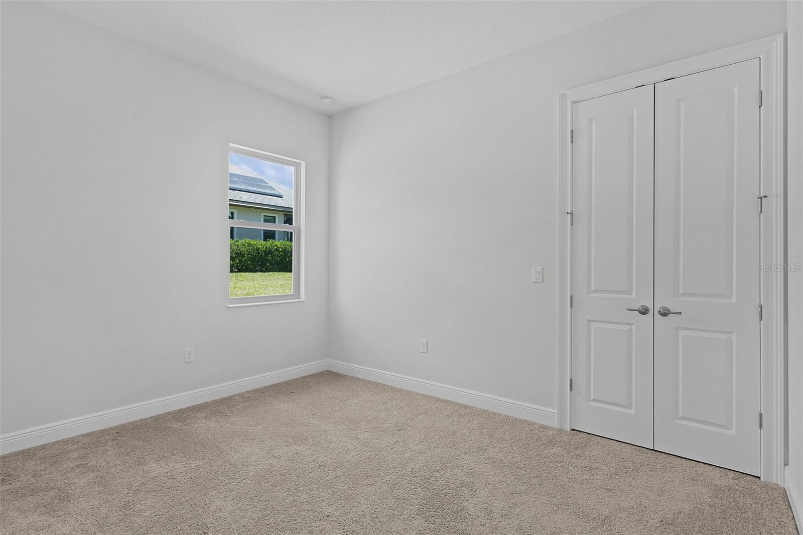 Image 53 of 61 For 39654 Grove Heights