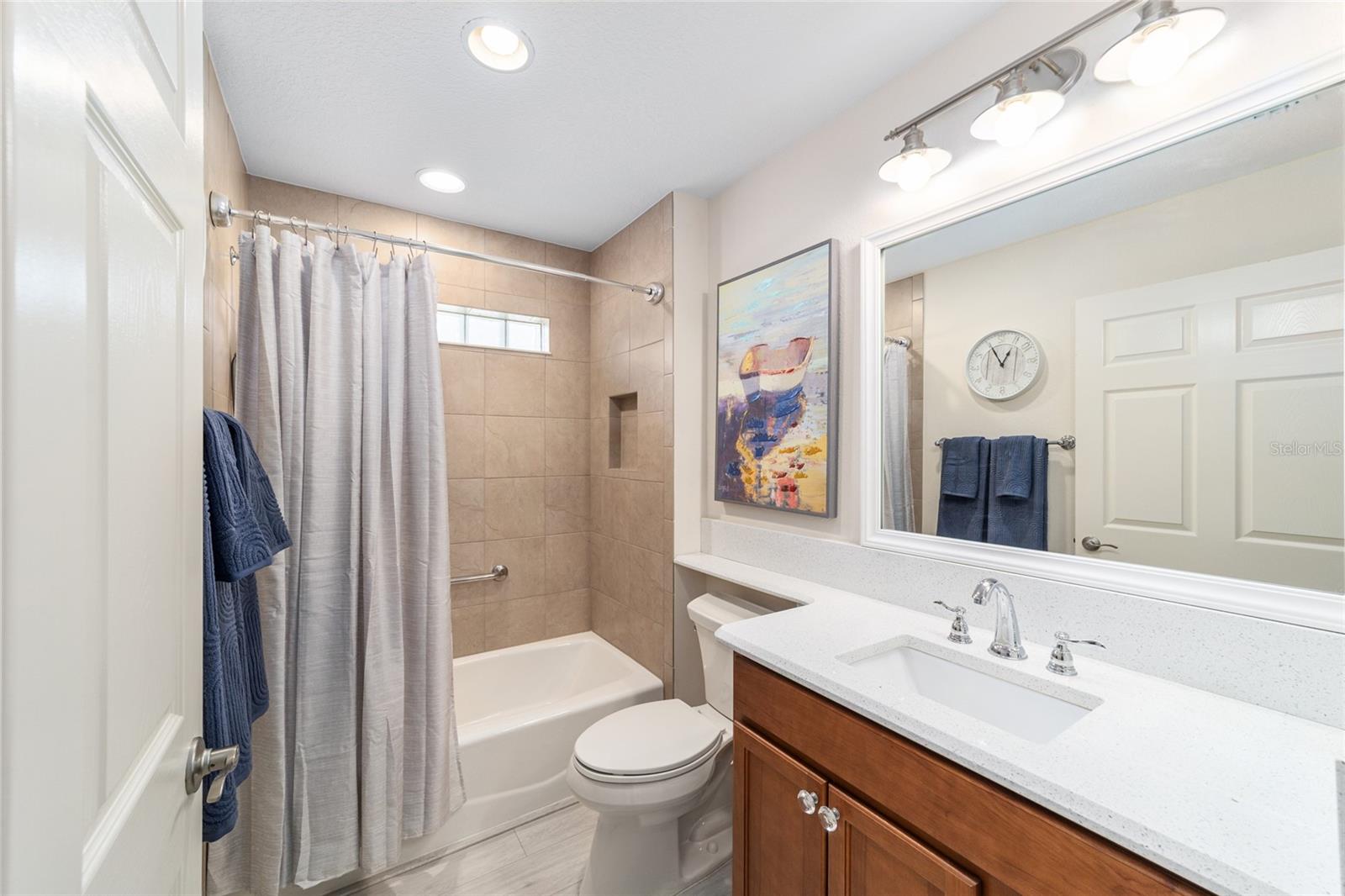 Image 34 of 50 For 481 Island House Path