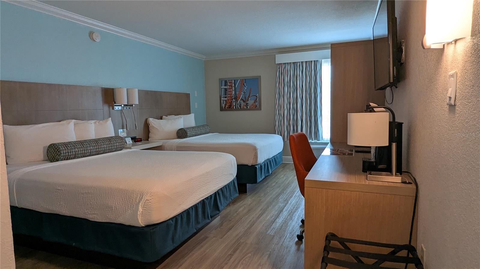 Image 15 of 58 For 3000 Maingate Lane 421