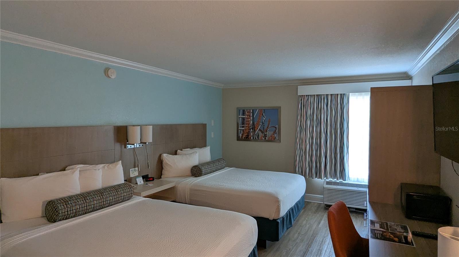 Image 17 of 58 For 3000 Maingate Lane 421