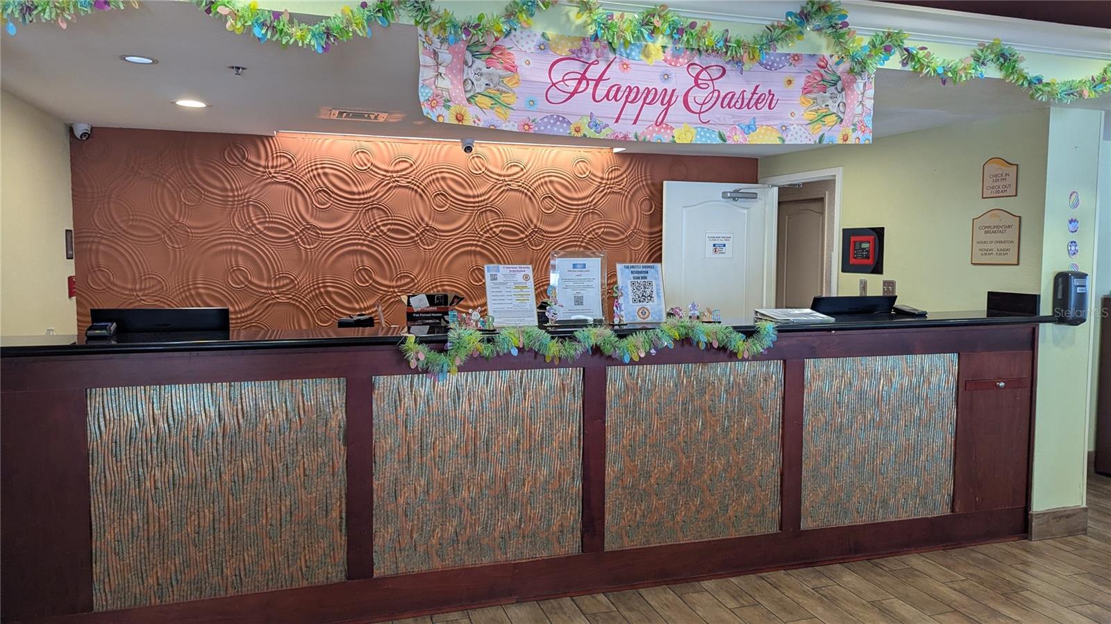 Image 34 of 58 For 3000 Maingate Lane 421