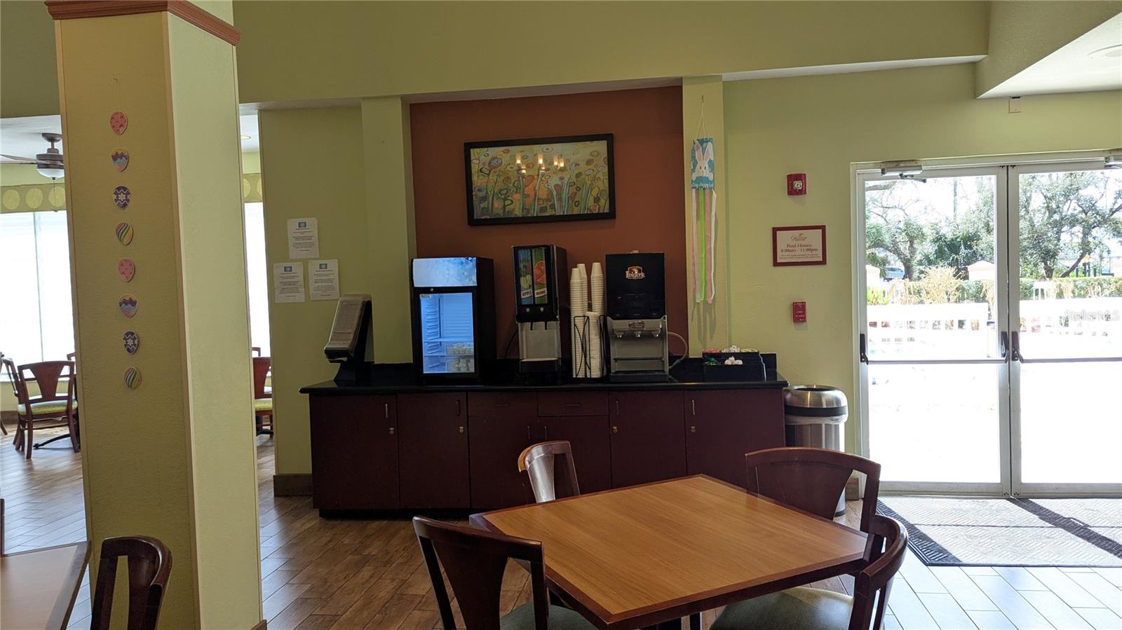 Image 36 of 58 For 3000 Maingate Lane 421