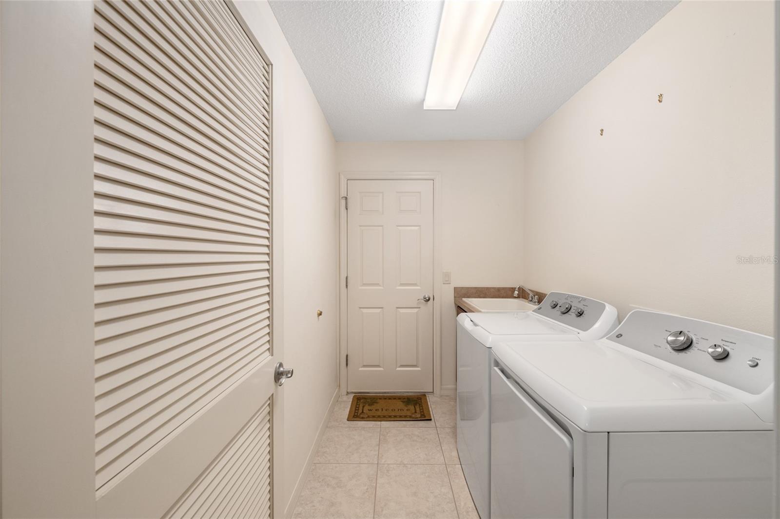 Image 35 of 41 For 1398 Inman Mills Road