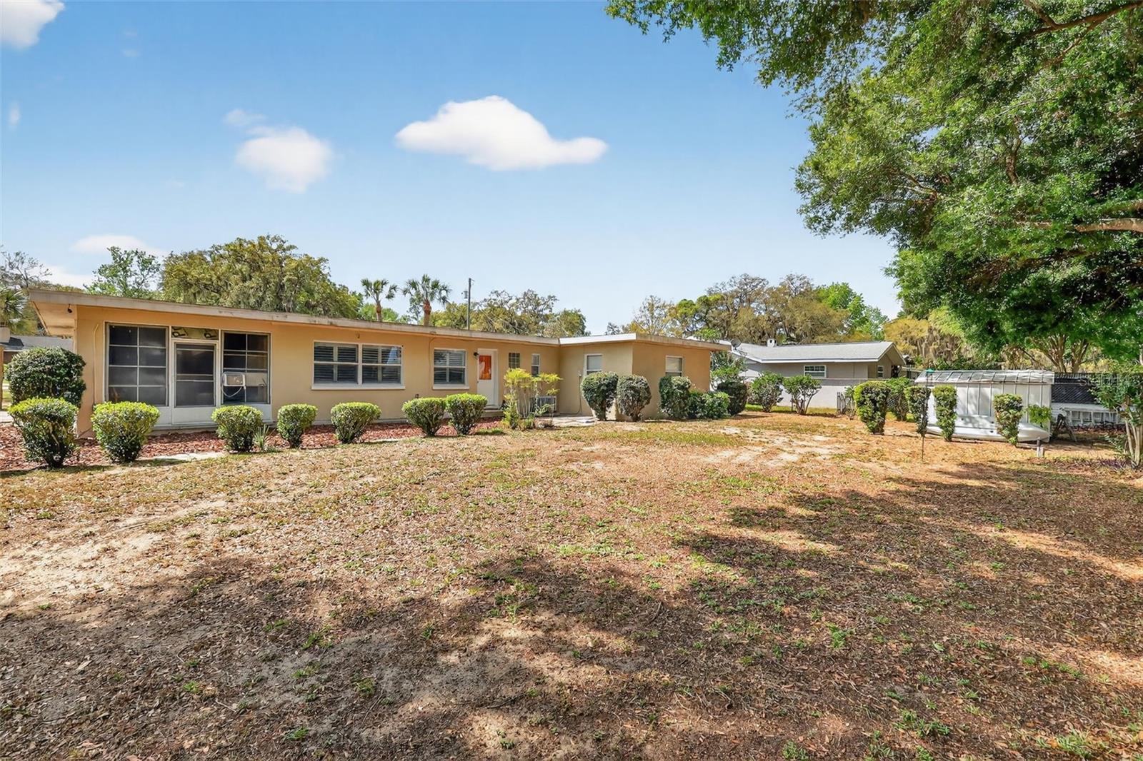 Image 30 of 33 For 17923 Florida Street