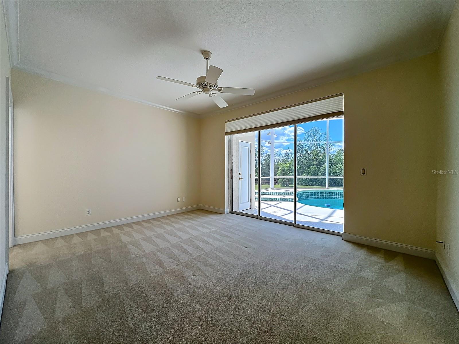 Image 33 of 100 For 1861 Edgewater Drive