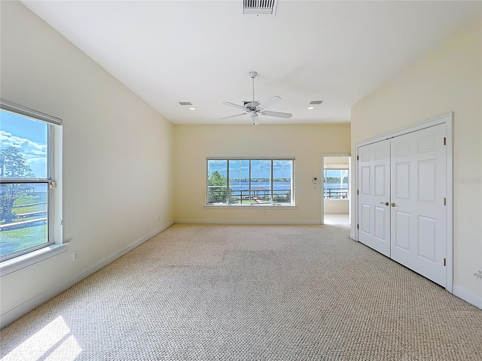 Image 44 of 100 For 1861 Edgewater Drive