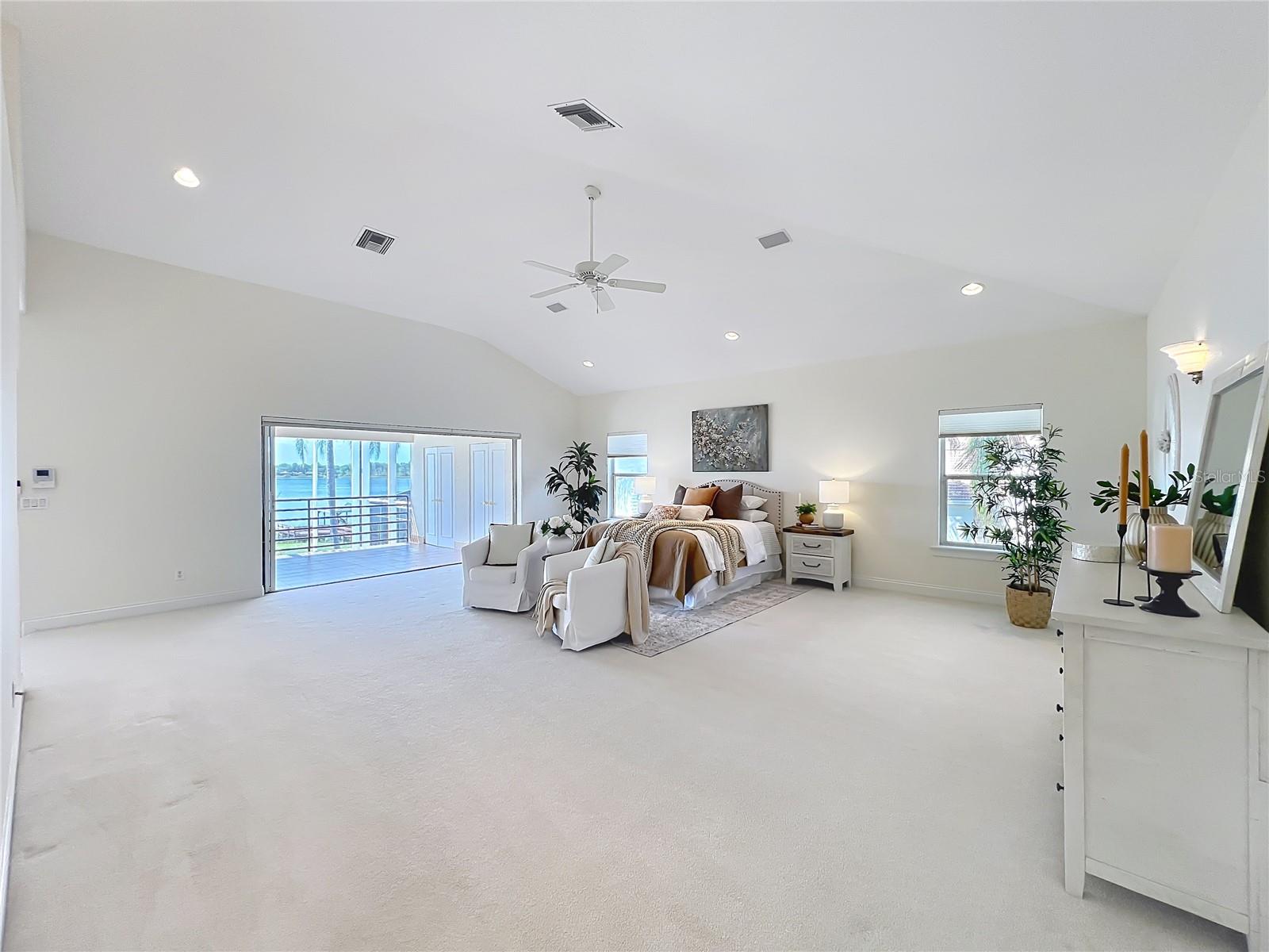 Image 50 of 100 For 1861 Edgewater Drive