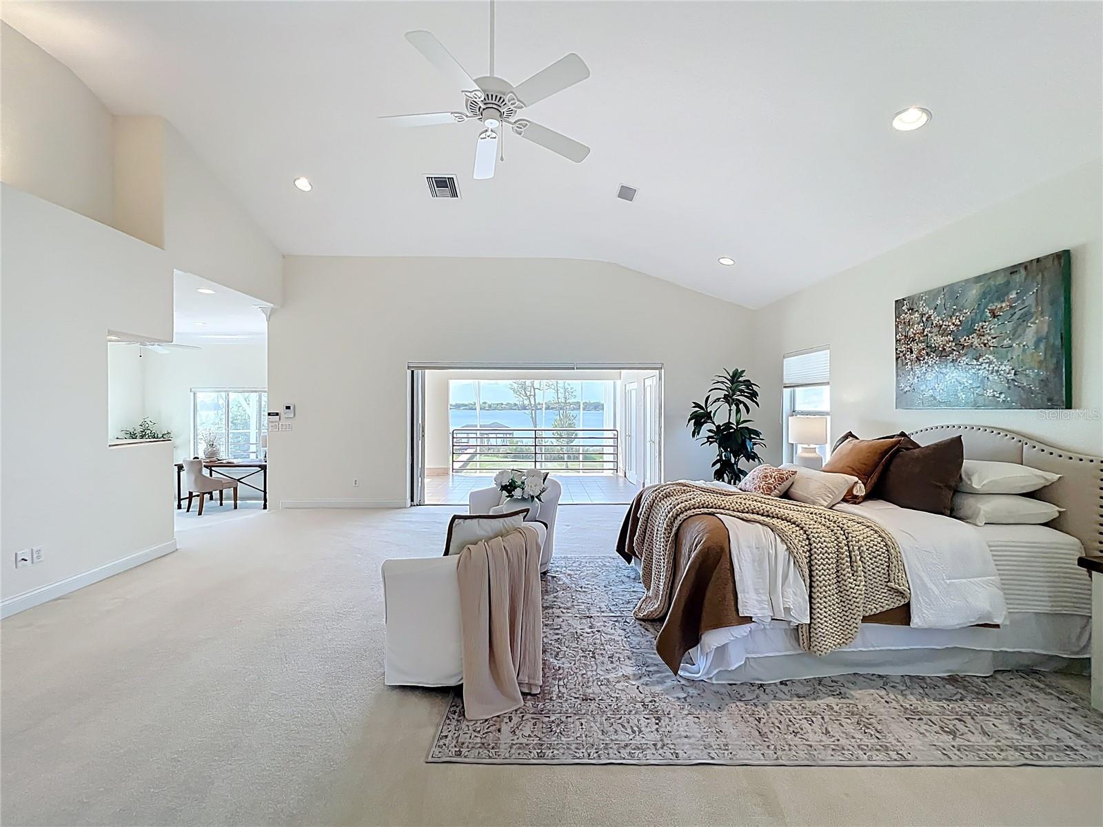 Image 51 of 100 For 1861 Edgewater Drive