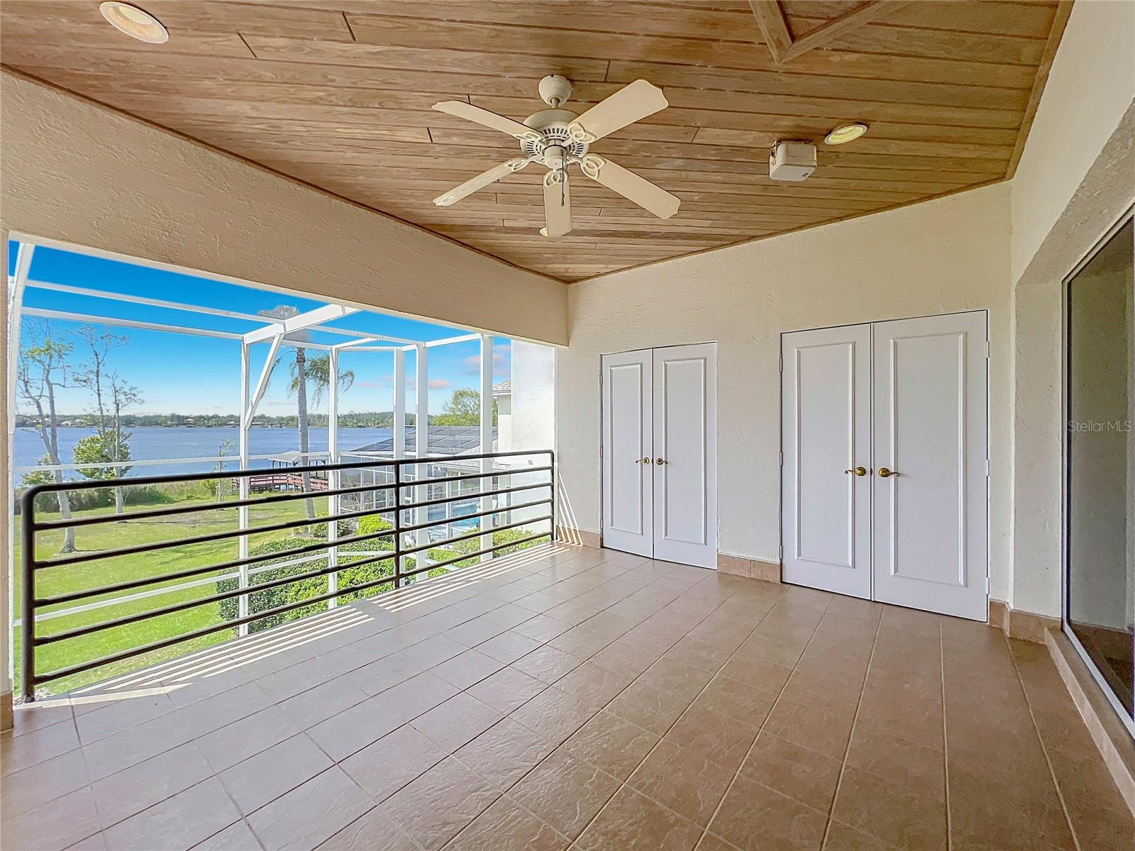 Image 65 of 100 For 1861 Edgewater Drive