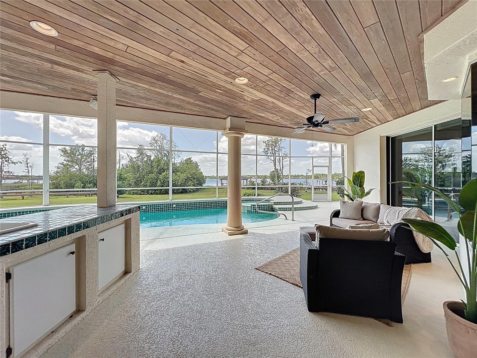 Image 71 of 100 For 1861 Edgewater Drive