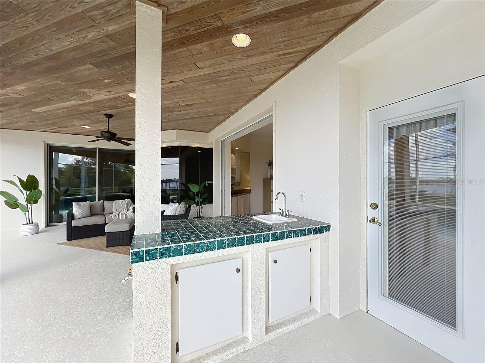 Image 77 of 100 For 1861 Edgewater Drive