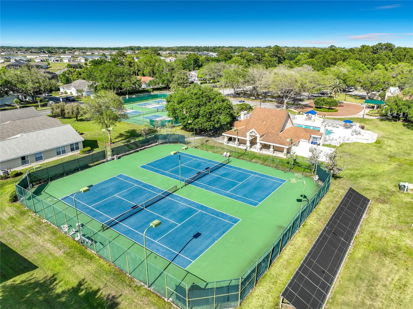 Image 94 of 100 For 1861 Edgewater Drive