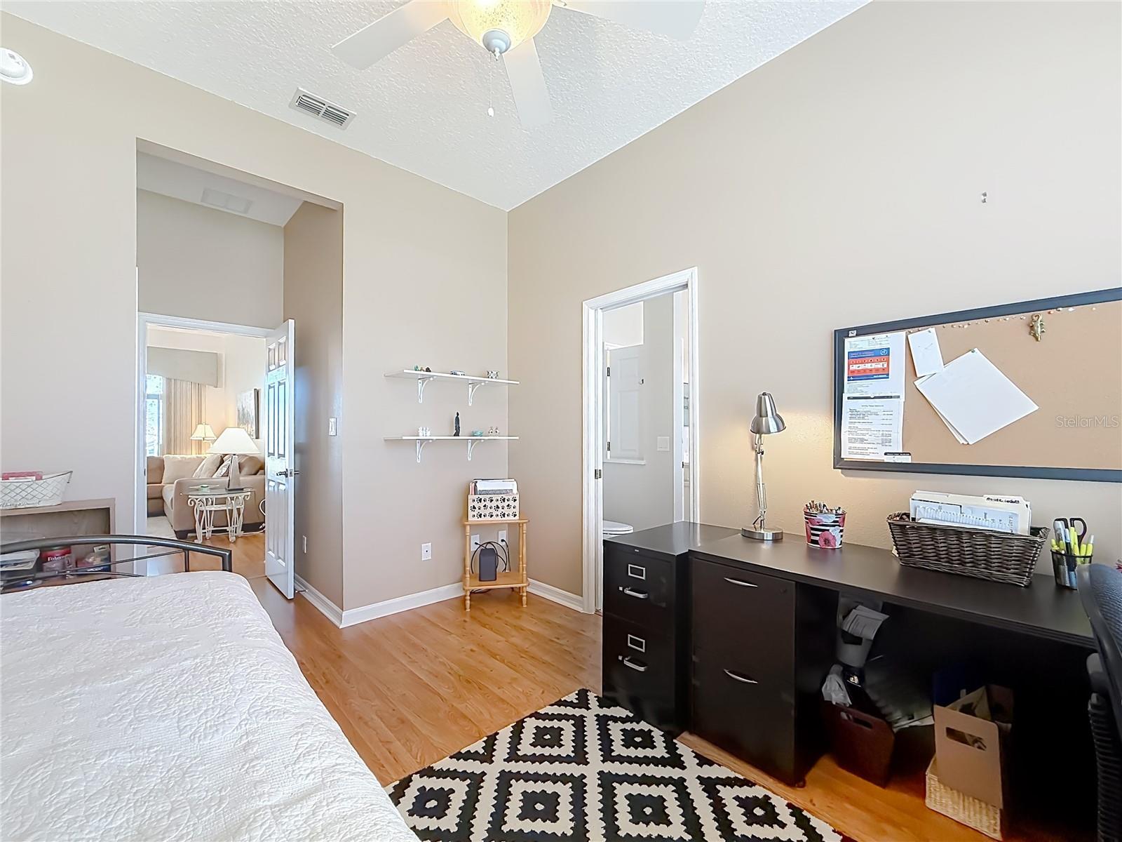 Image 31 of 78 For 3723 Mulberry Grove Loop