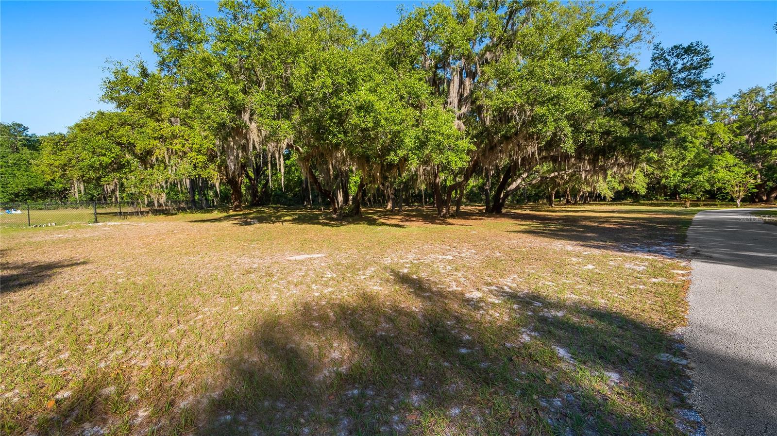 Image 28 of 32 For Legacy Woods