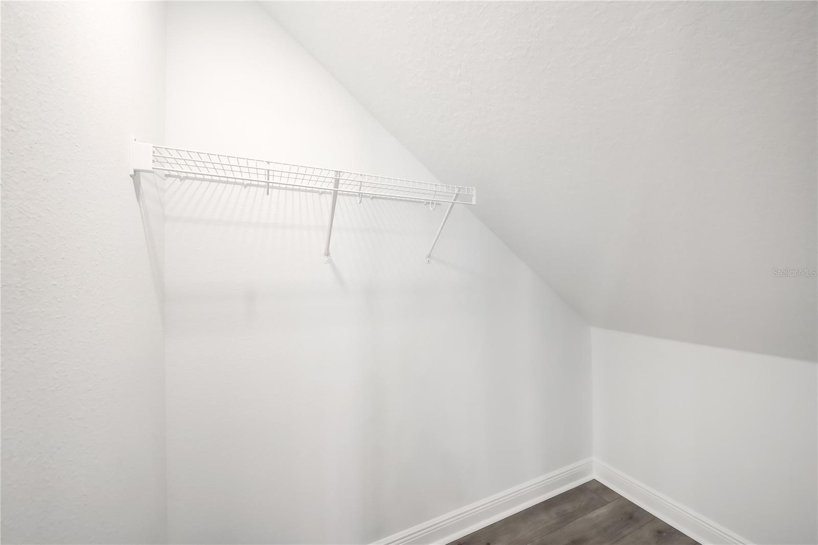 Image 25 of 49 For 9039 Duany Lane