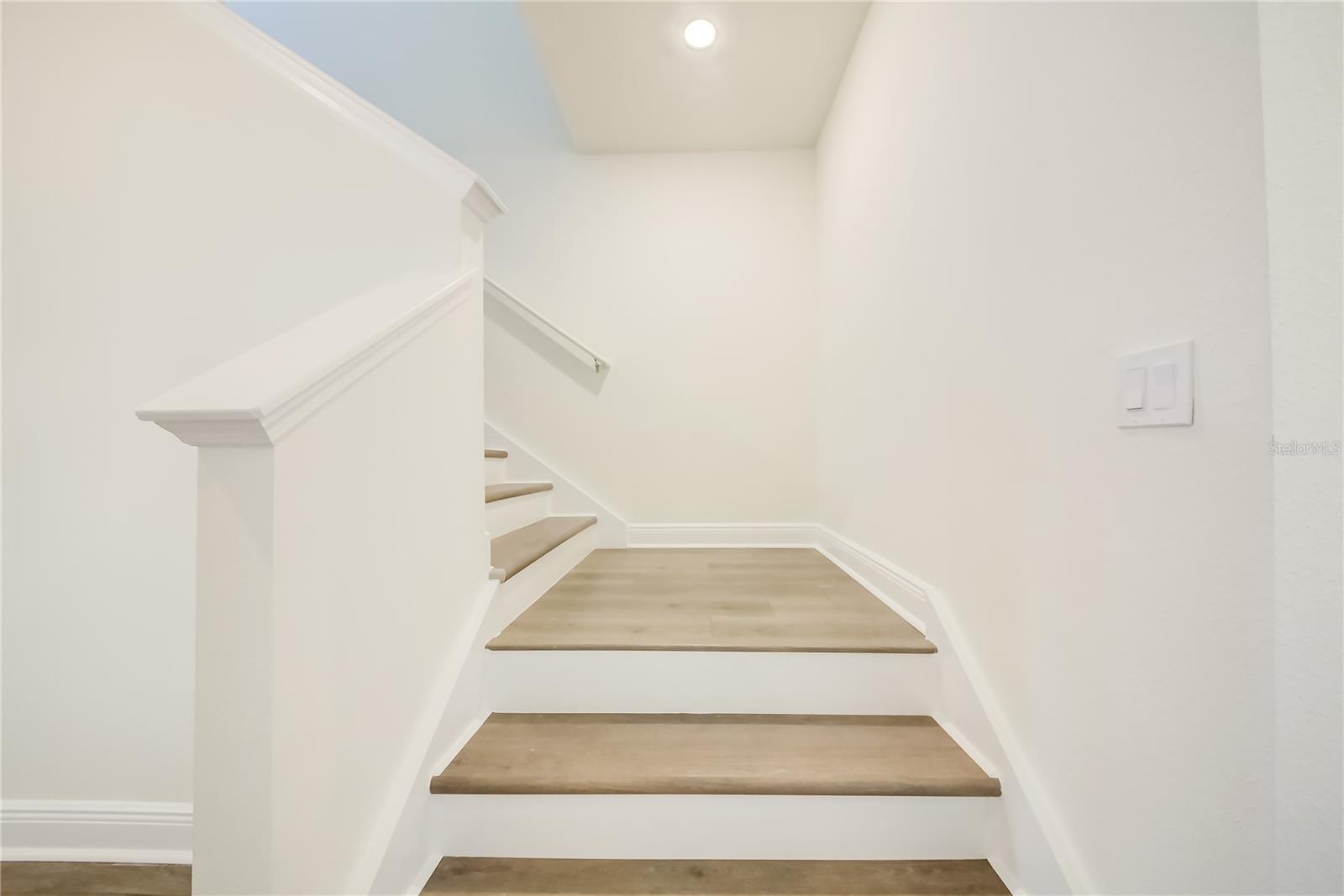 Image 34 of 49 For 9039 Duany Lane